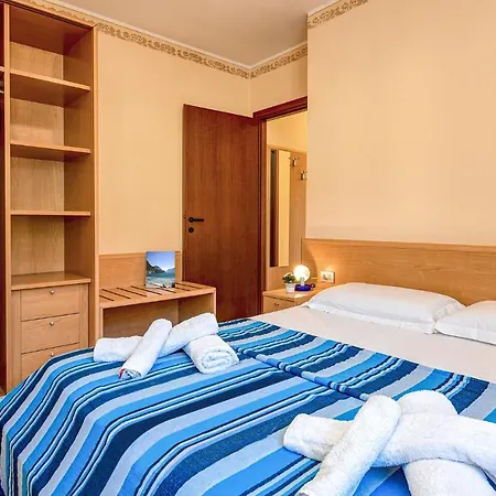 Bilo 4 Pax - Apt 3 托斯科拉诺-马德尔诺
